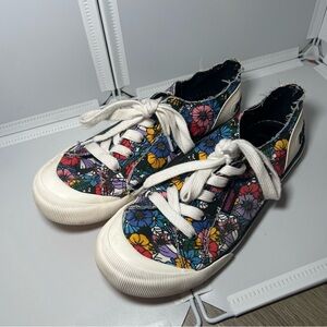 Rocket Dog Women’s Size 9 Jazzin Flower Frenzy Lace Up Beach Shoe Sneaker